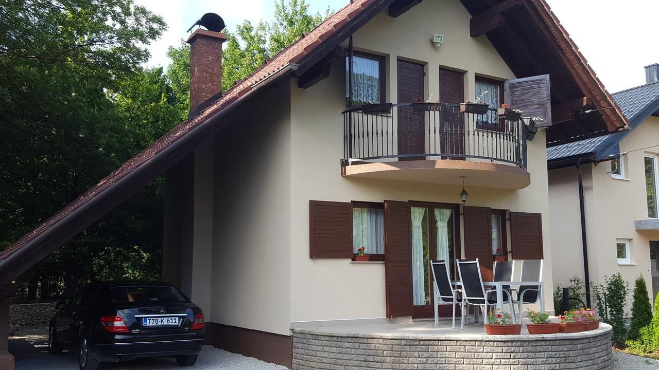 Holiday Home Adna Bihac Exterior photo